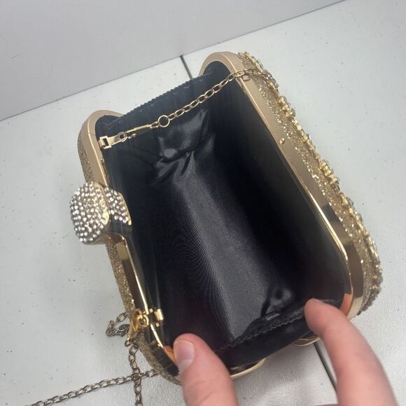 Designer Gold Jeweled Rhinestone Studded Evening Chain Clutch Purse Womens - Picture 8 of 8